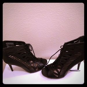 Black open toe heels.